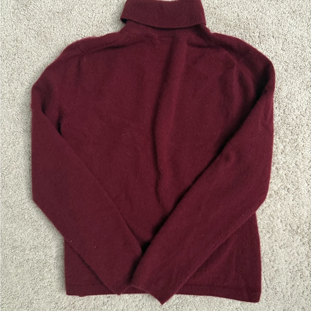 Privé Burgundy Cashmere Sweater - Picture 4 of 4